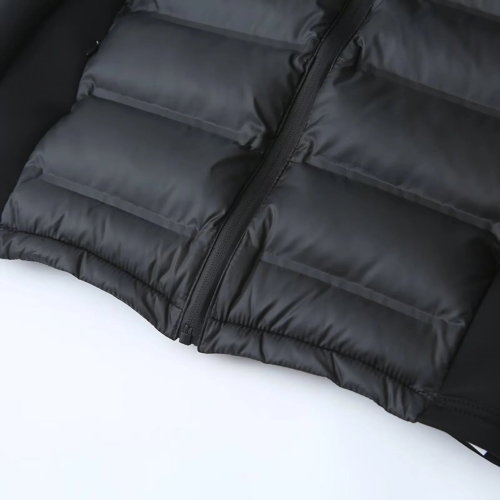 2025 new winter women's cotton coat long sleeved hooded solid color jacket.